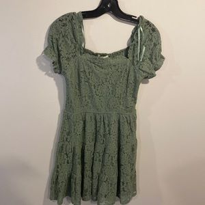 MONTEAU Women’s Green Lace Mini Dress Size Large